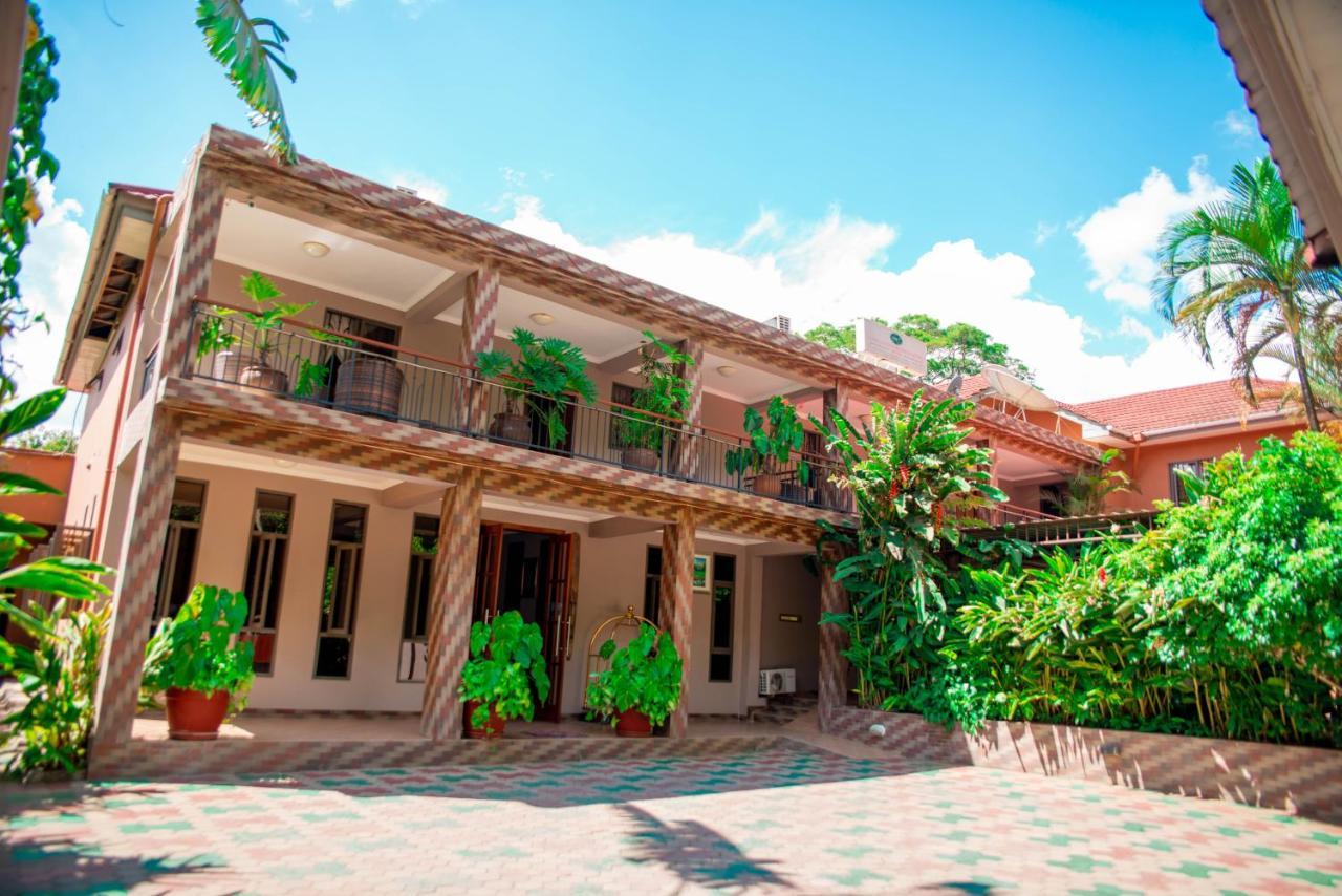 Lush Garden Business Hotel Arusha Exterior foto