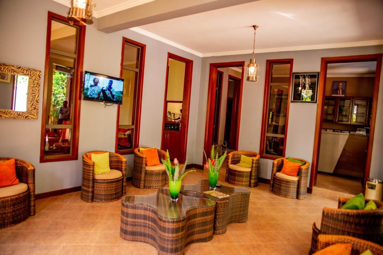 Lush Garden Business Hotel Arusha Exterior foto